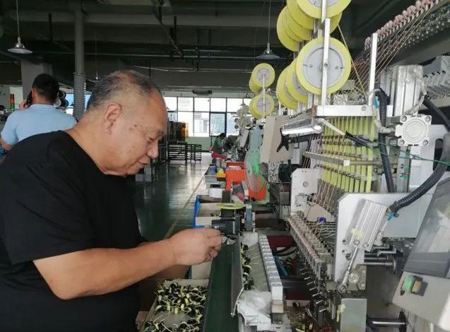 四川省電子學(xué)會專家赴綿陽經(jīng)開區(qū)積家工業(yè)園電子廠調(diào)研，共探產(chǎn)業(yè)發(fā)展新路徑